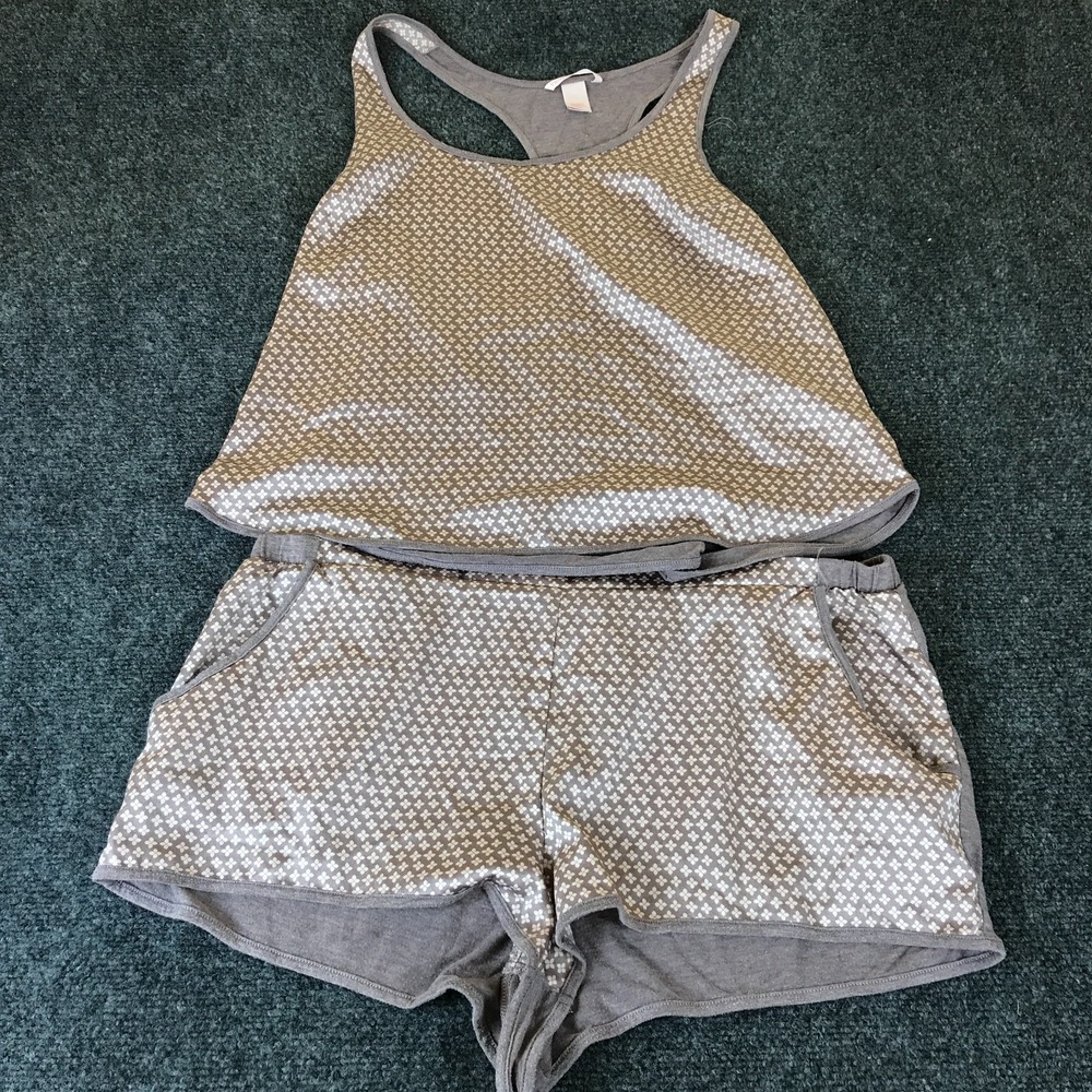 Victoria's Secret 2 Piece Set Tank Top & Shorts Women's L Gray Floral Sleeveless